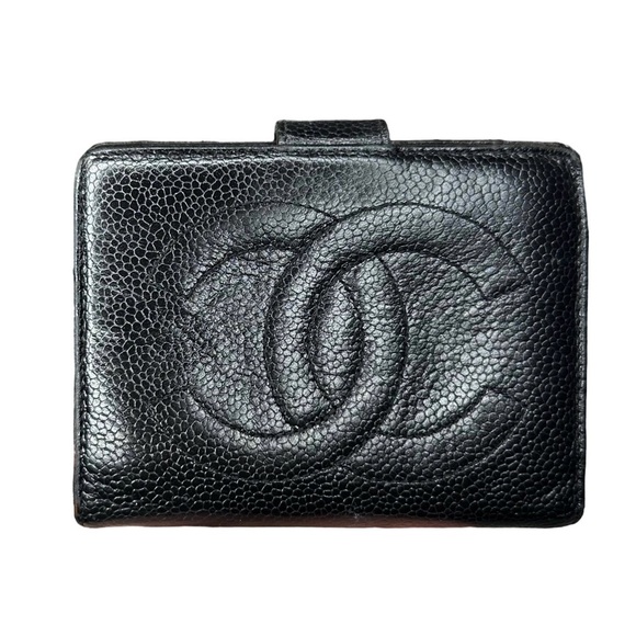 CHANEL Black Pebbled Leather Wallet - Picture 3 of 16